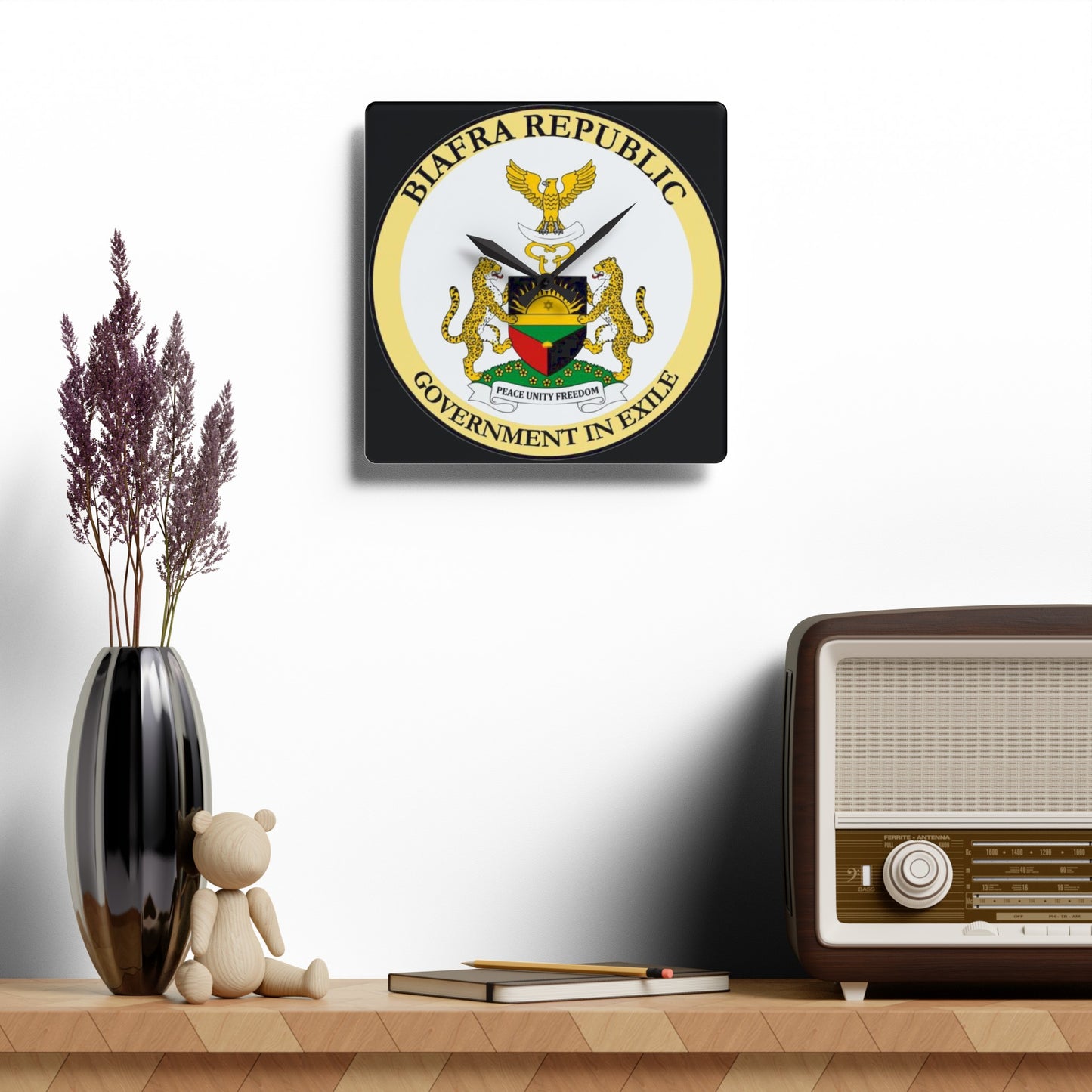 BRGIE Acrylic Wall Clock